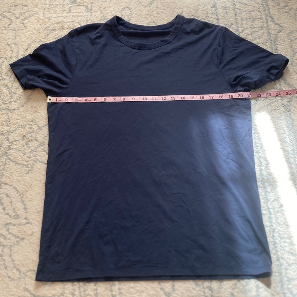 Lululemon Mens T-Shirt